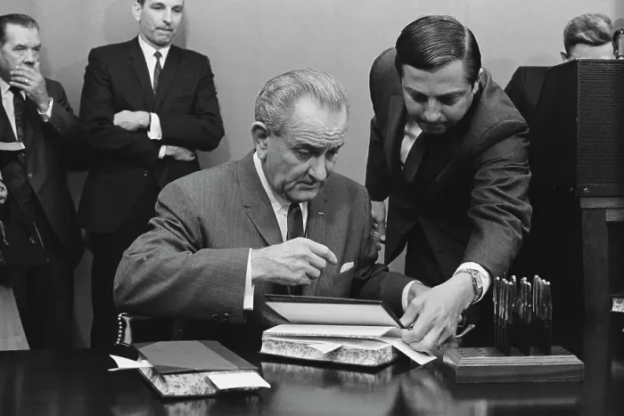 Framed Print : LBJ Sign The Federal Budget, 1968 Framed Print : LBJ Sign The Federal Budget, 1968
