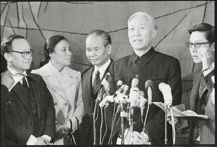 Framed Print : Le Duc Tho Announces Progress in Vietnam Talks Framed Print : Le Duc Tho Announces Progress in Vietnam Talks