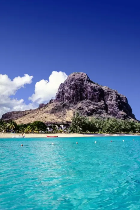Framed Print : Le Morne Brabant Framed Print : Le Morne Brabant