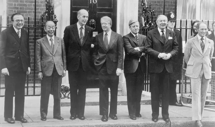 Framed Print : Leaders Posing For Picture at the Lancaster House Framed Print : Leaders Posing For Picture at the Lancaster House