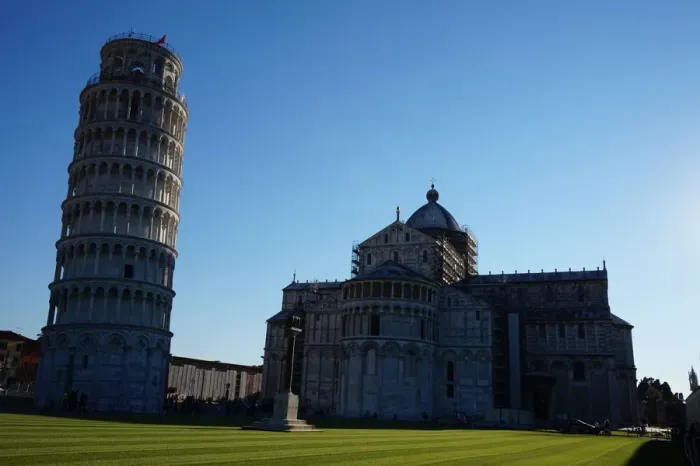 Framed Print : Leaning Tower and Cathedral, Piazza dei Miracoli, Pisa, Italy Framed Print : Leaning Tower and Cathedral, Piazza dei Miracoli, Pisa, Italy