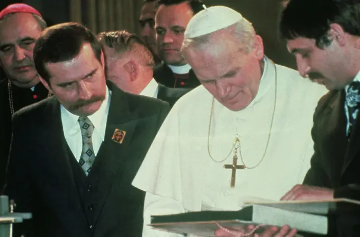 Framed Print : Lech Walesa with Pope John Paul II Framed Print : Lech Walesa with Pope John Paul II
