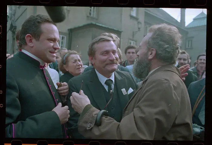 Framed Print : Lech Walesa and Reverend with Reporters Framed Print : Lech Walesa and Reverend with Reporters