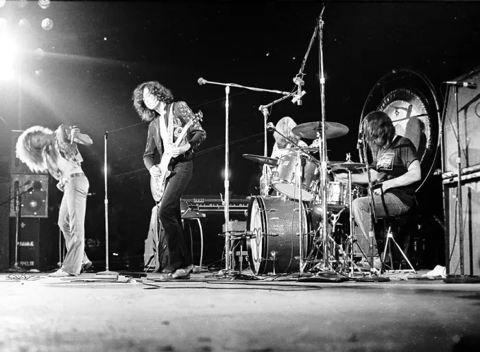 Framed Print : Led Zeppelin At The Forum Framed Print : Led Zeppelin At The Forum