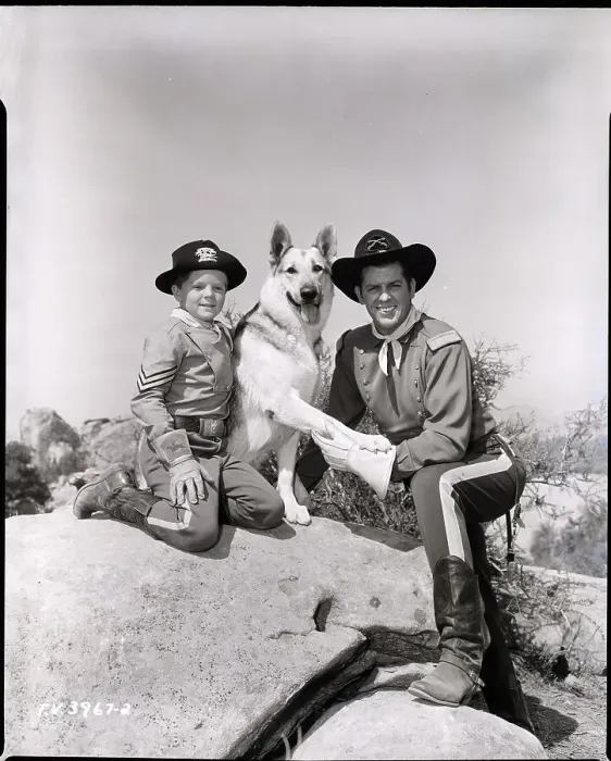 Framed Print : Lee Aaker and James Brown Pose with Rin Tin Tin Framed Print : Lee Aaker and James Brown Pose with Rin Tin Tin