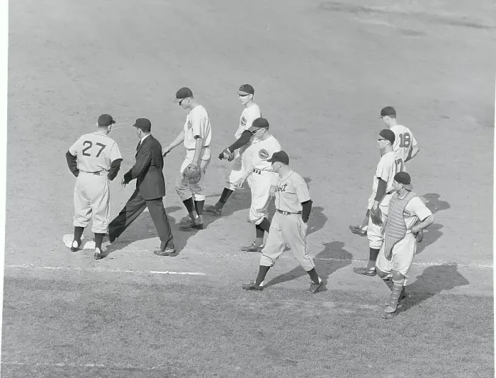 Framed Print : Lee Ballanfant Walking Away from Players Framed Print : Lee Ballanfant Walking Away from Players