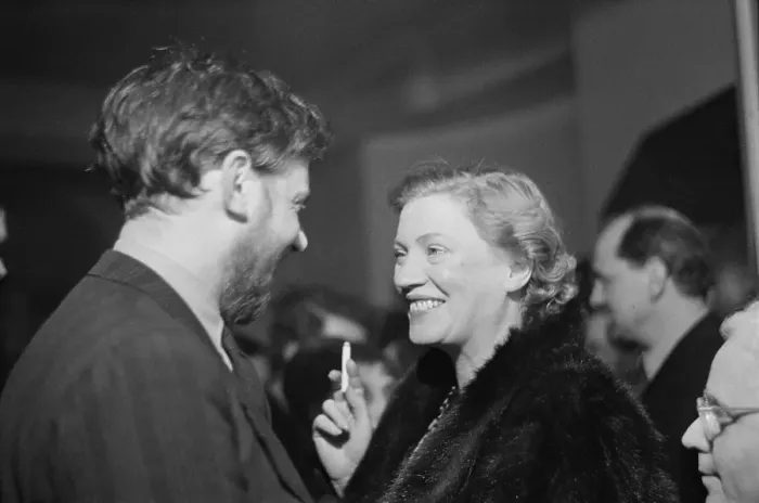 Framed Print : Lee Miller