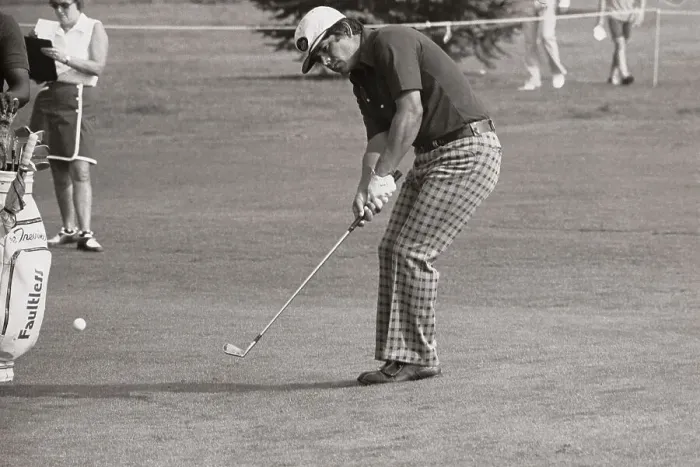 Framed Print : Lee Trevine in Golf Action