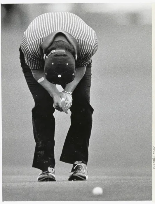 Framed Print : Lee Trevino Bending Over Framed Print : Lee Trevino Bending Over