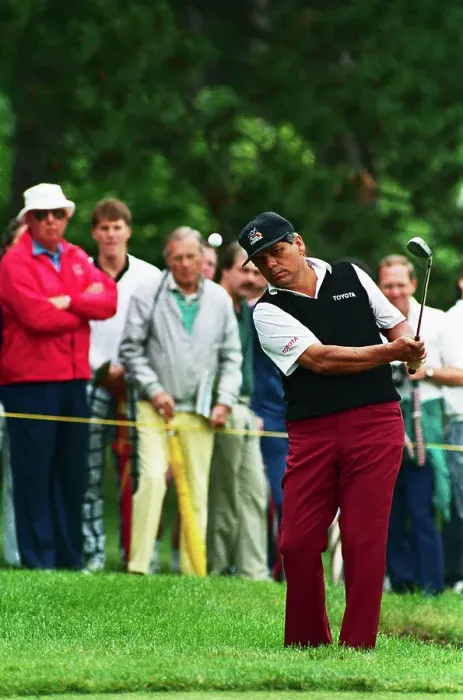 Framed Print : Lee Trevino Swinging Golf Club Framed Print : Lee Trevino Swinging Golf Club