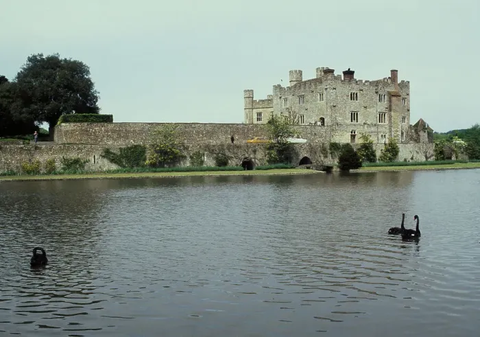 Framed Print : Leeds Castle, Kent Framed Print : Leeds Castle, Kent