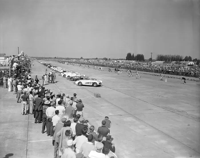 Framed Print : The Lemans System at the Grand Prix Race
