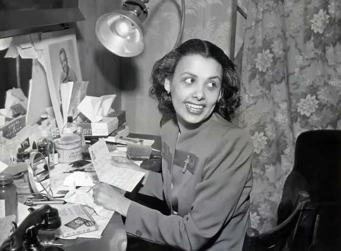 Framed Print : Lena Horne Reading Personal Note Framed Print : Lena Horne Reading Personal Note