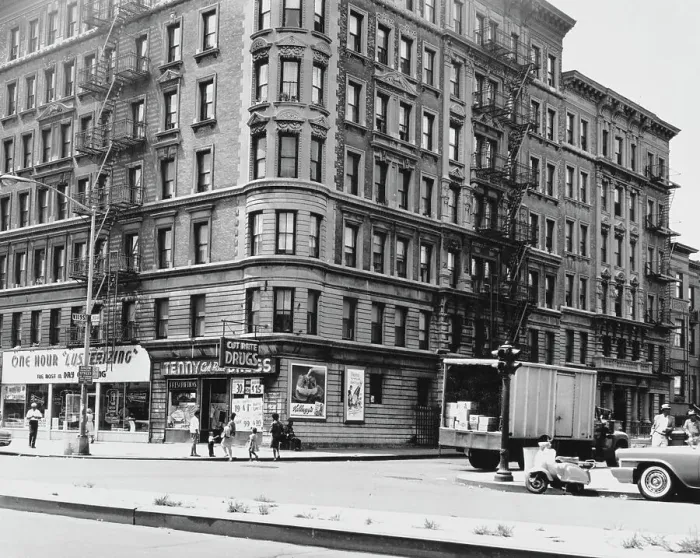 Framed Print : Lenox Avenue, Harlem, New York City Framed Print : Lenox Avenue, Harlem, New York City