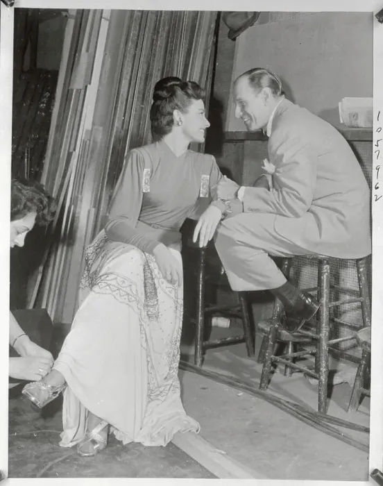 Framed Print : Leo Durocher And Laraine Day Smile Framed Print : Leo Durocher And Laraine Day Smile