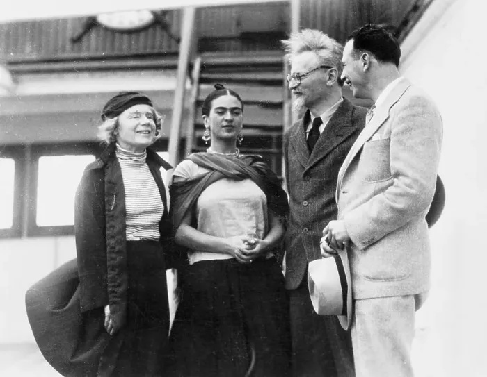 Framed Print : Leon Trotsky with Frida Kahlo Framed Print : Leon Trotsky with Frida Kahlo