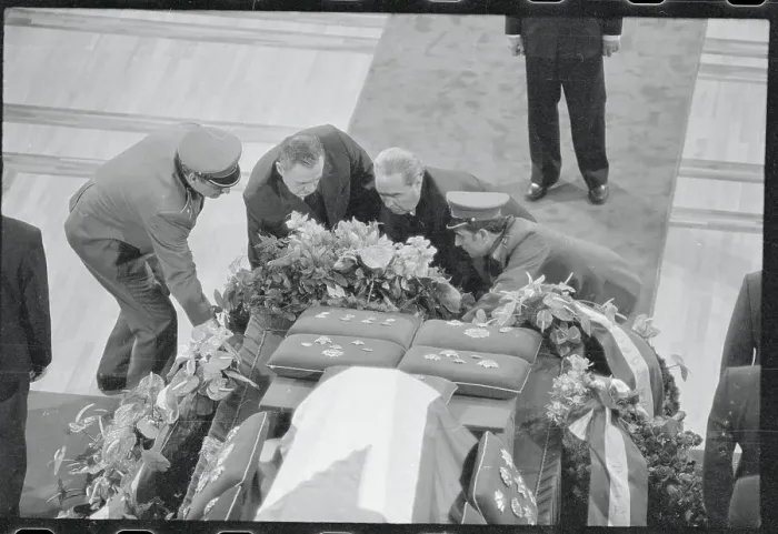 Framed Print : Leonard Brezhnev and Andre Gromyko Kneel Placing a Wreath