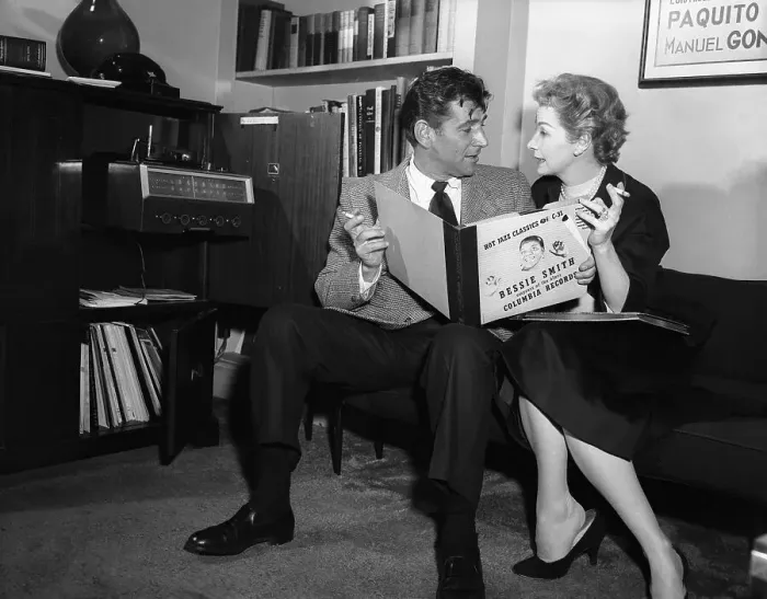 Framed Print : Leonard and Felicia Bernstein at Home Framed Print : Leonard and Felicia Bernstein at Home