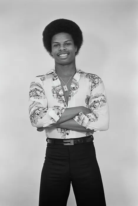 Framed Print : Leonard Jones - Soul Train Dancer Framed Print : Leonard Jones - Soul Train Dancer