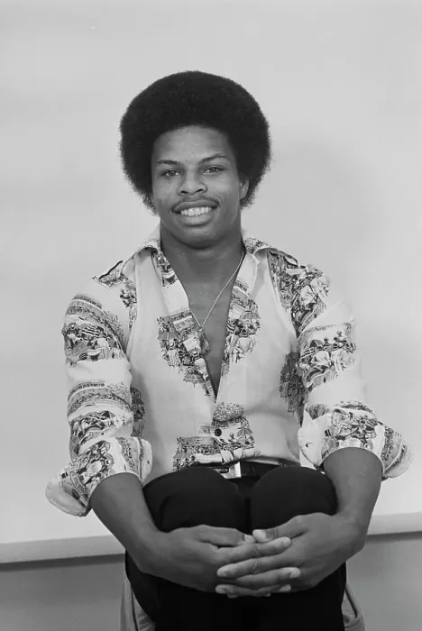 Framed Print : Leonard Jones - Soul Train Dancer Framed Print : Leonard Jones - Soul Train Dancer