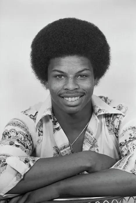Framed Print : Leonard Jones - Soul Train Dancer Framed Print : Leonard Jones - Soul Train Dancer