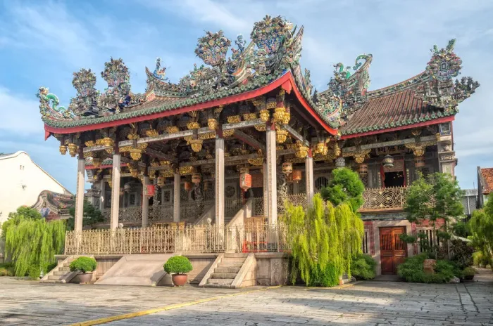 Framed Print : Leong San Tong Khoo Kongsi Framed Print : Leong San Tong Khoo Kongsi