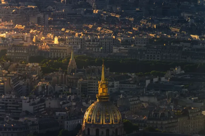 Framed Print : Les Invalides dome at Paris skyline