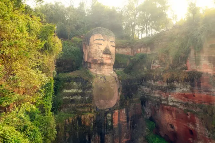 Framed Print : Leshan giant buddha ( Sichuan; China ) Framed Print : Leshan giant buddha ( Sichuan; China )