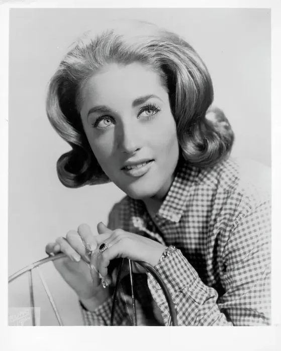 Framed Print : Lesley Gore Framed Print : Lesley Gore