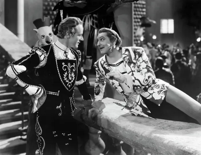Framed Print : Leslie Howard and John Barrymore in Romeo and Juliet Framed Print : Leslie Howard and John Barrymore in Romeo and Juliet