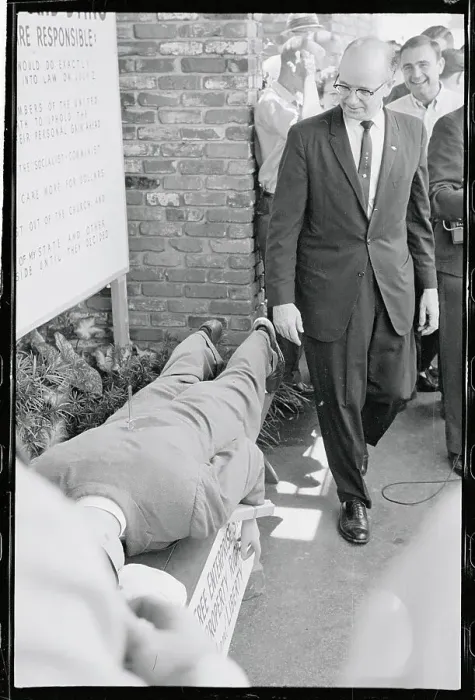 Framed Print : Lester Maddox Looking at a Dummy Framed Print : Lester Maddox Looking at a Dummy