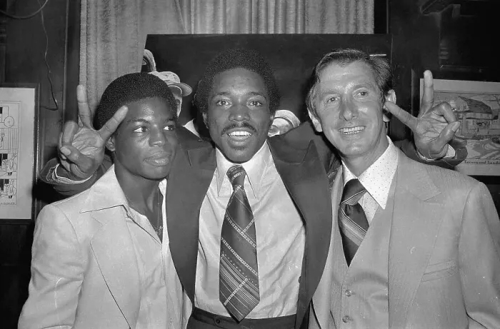 Framed Print : Levar Burton with Subjects of Controversial Ron LeFlore TV Movie Framed Print : Levar Burton with Subjects of Controversial Ron LeFlore TV Movie