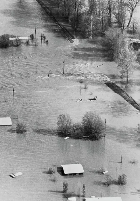 Framed Print : Levees Fail to Hold Back the Mississippi Framed Print : Levees Fail to Hold Back the Mississippi