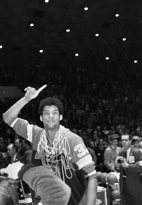 Framed Print : Lew Alcindor with Finger in Air Number One Framed Print : Lew Alcindor with Finger in Air Number One