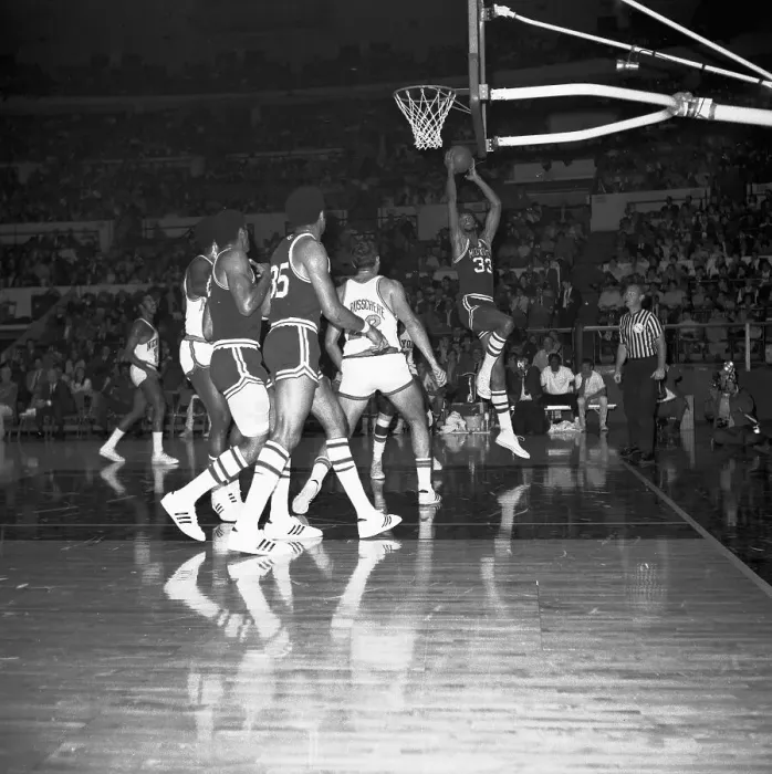 Framed Print : Lew Alcindor Goes Up for Shot Framed Print : Lew Alcindor Goes Up for Shot
