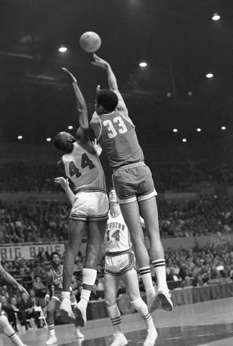 Framed Print : Lew Alcindor Shooting Basketball Framed Print : Lew Alcindor Shooting Basketball