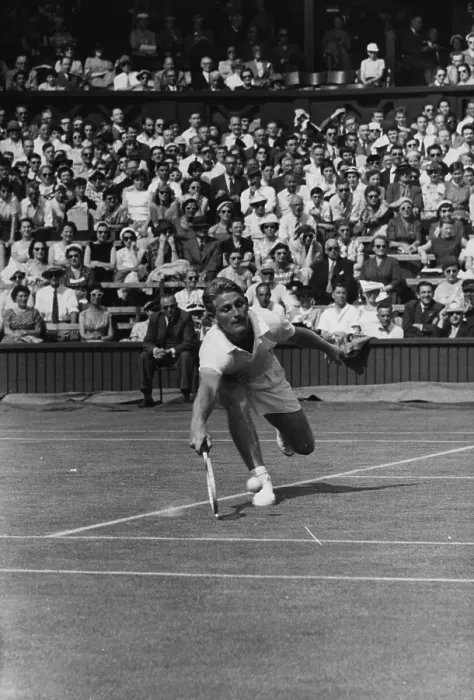 Framed Print : Lew Hoad of Australia in action during a match at the Wimbledon Lawn Tennis Championships Framed Print : Lew Hoad of Australia in action during a match at the Wimbledon Lawn Tennis Championships