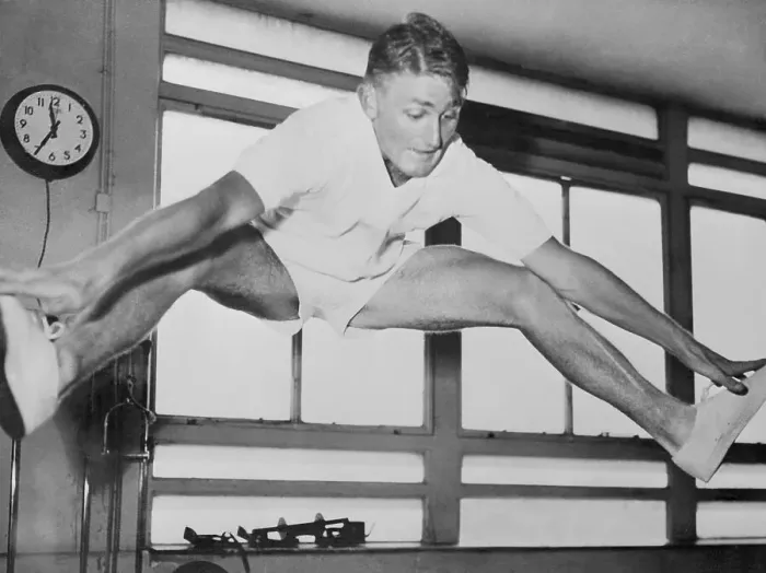 Framed Print : Lewis Hoad Exercising