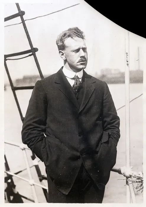 Framed Print : Lieutenant Dobbs on Shackleton Expedition Framed Print : Lieutenant Dobbs on Shackleton Expedition
