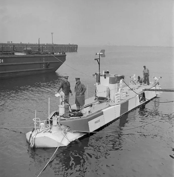 Framed Print : Lieutenants Standing on Navy Bathysphere