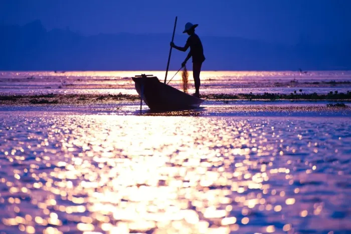 Framed Print : Life in Inle Framed Print : Life in Inle