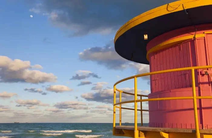Framed Print : Lifeguard Hut, South Beach, Miami, Florida, USA Framed Print : Lifeguard Hut, South Beach, Miami, Florida, USA