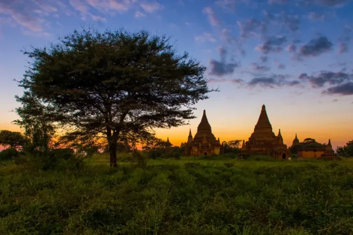 Framed Print : Last light in Bagan Framed Print : Last light in Bagan