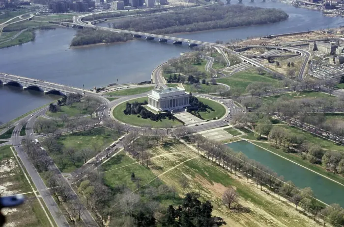 Framed Print : Lincoln Memorial