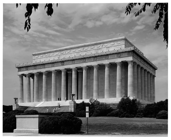 Framed Print : Lincoln Memorial In Washington, DC Framed Print : Lincoln Memorial In Washington, DC