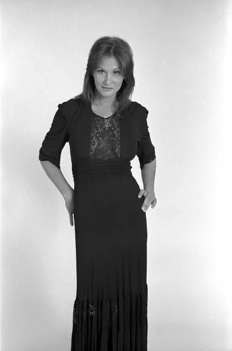 Framed Print : Linda Lovelace Portrait session