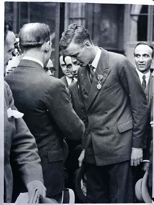 Framed Print : Lindbergh Receiving Medal For Flight Framed Print : Lindbergh Receiving Medal For Flight