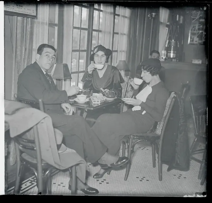 Framed Print : Lindbergh Suspects Dining at Table Framed Print : Lindbergh Suspects Dining at Table