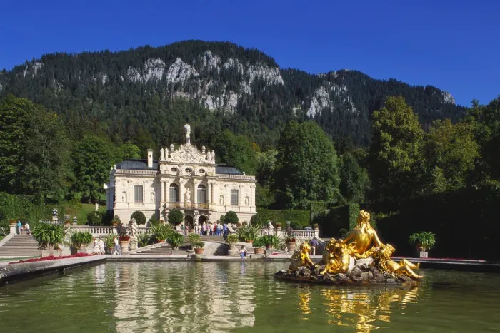 Framed Print : Linderhof Castle, Bavaria, Germany Framed Print : Linderhof Castle, Bavaria, Germany