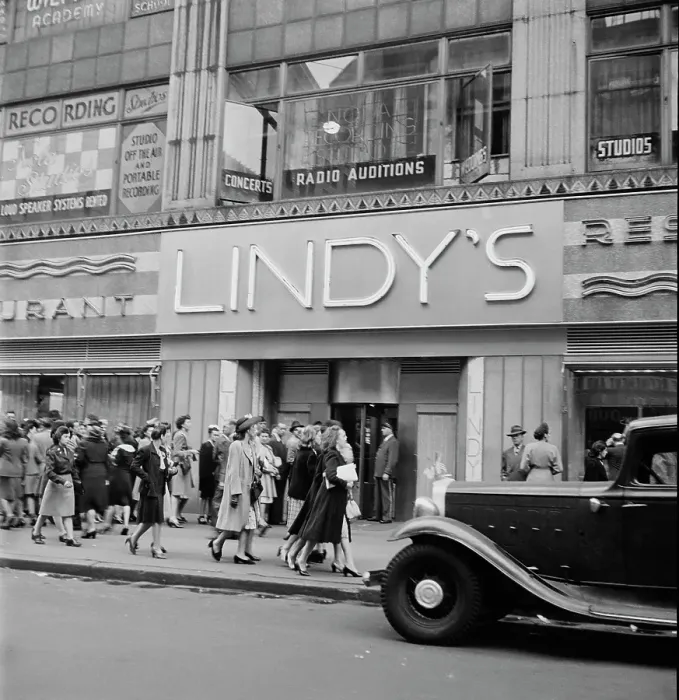 Framed Print : Lindy's Deli Framed Print : Lindy's Deli